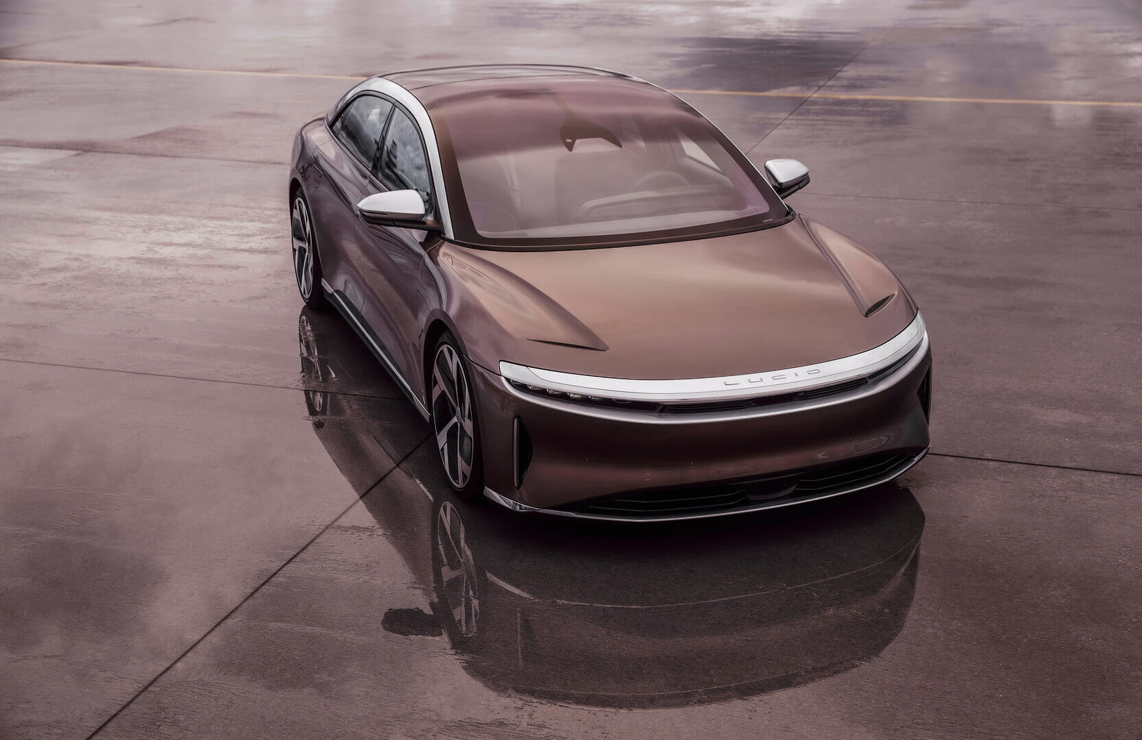 Lucid Motors превосходит Tesla в запасе хода по EPA