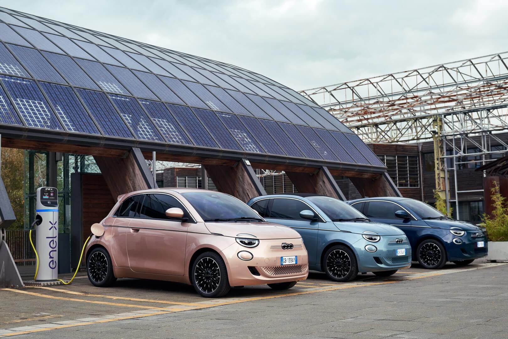 Fiat объявил о переходе на электромобили к 2030 году