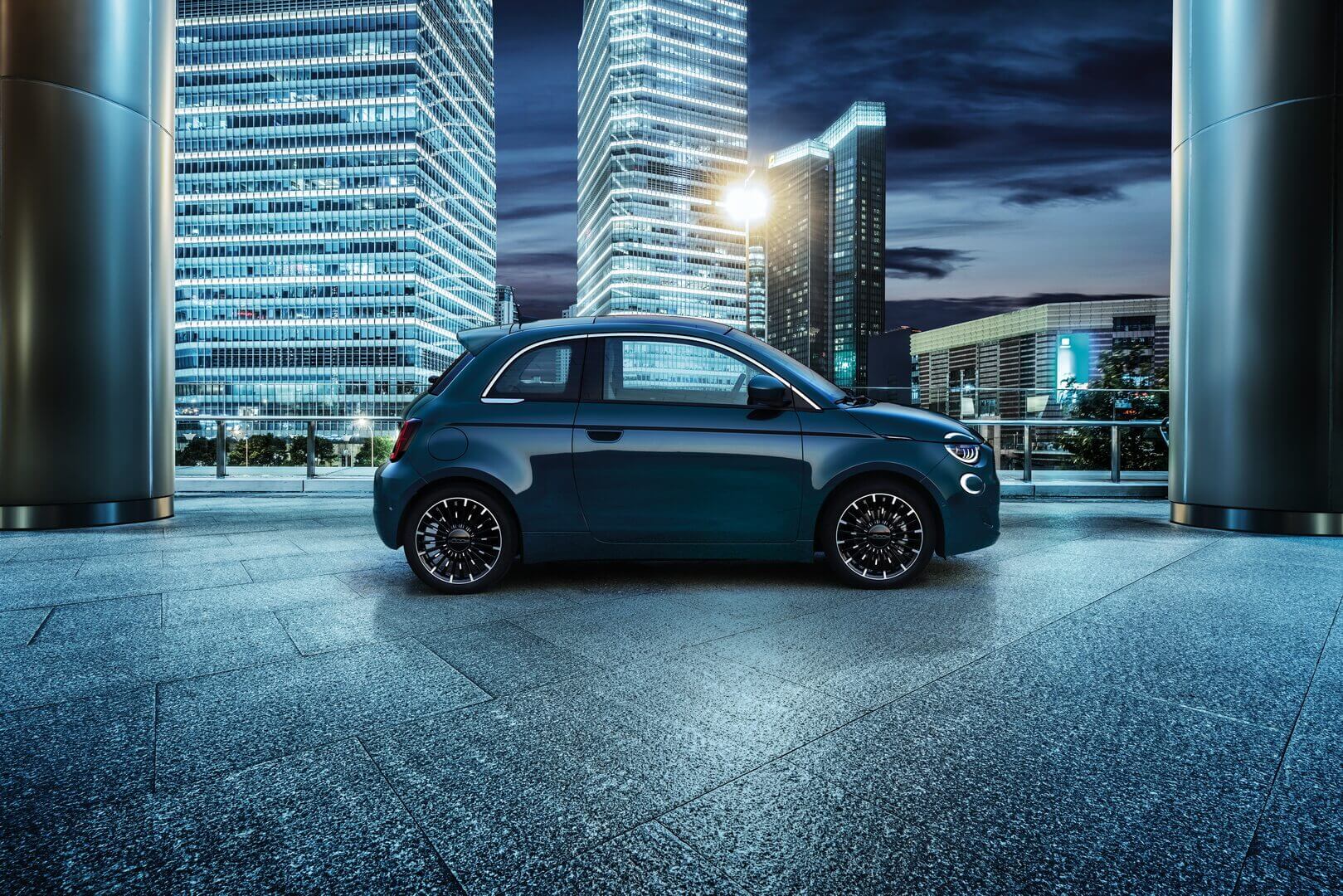 Fiat анонсировал базовую модель электромобиля