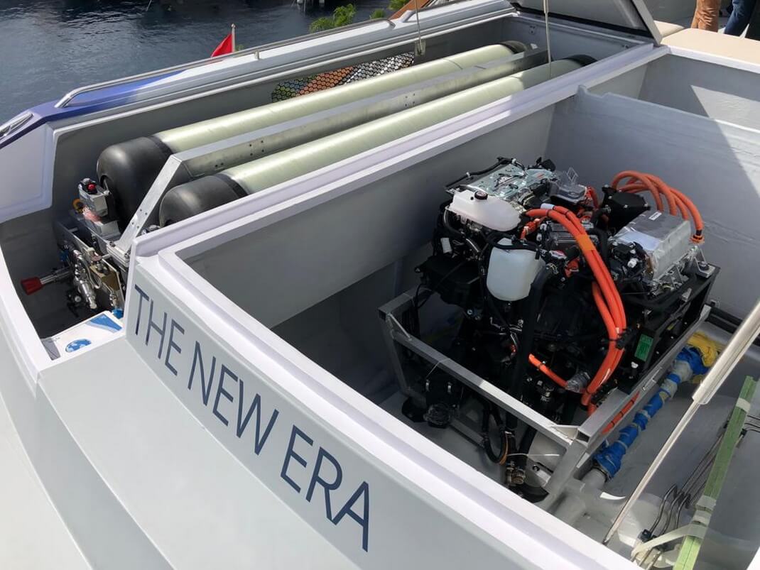 Систему топливных элементов Toyota будут использовать на 12-метровой электрической лодке от HYNOVA Yachts