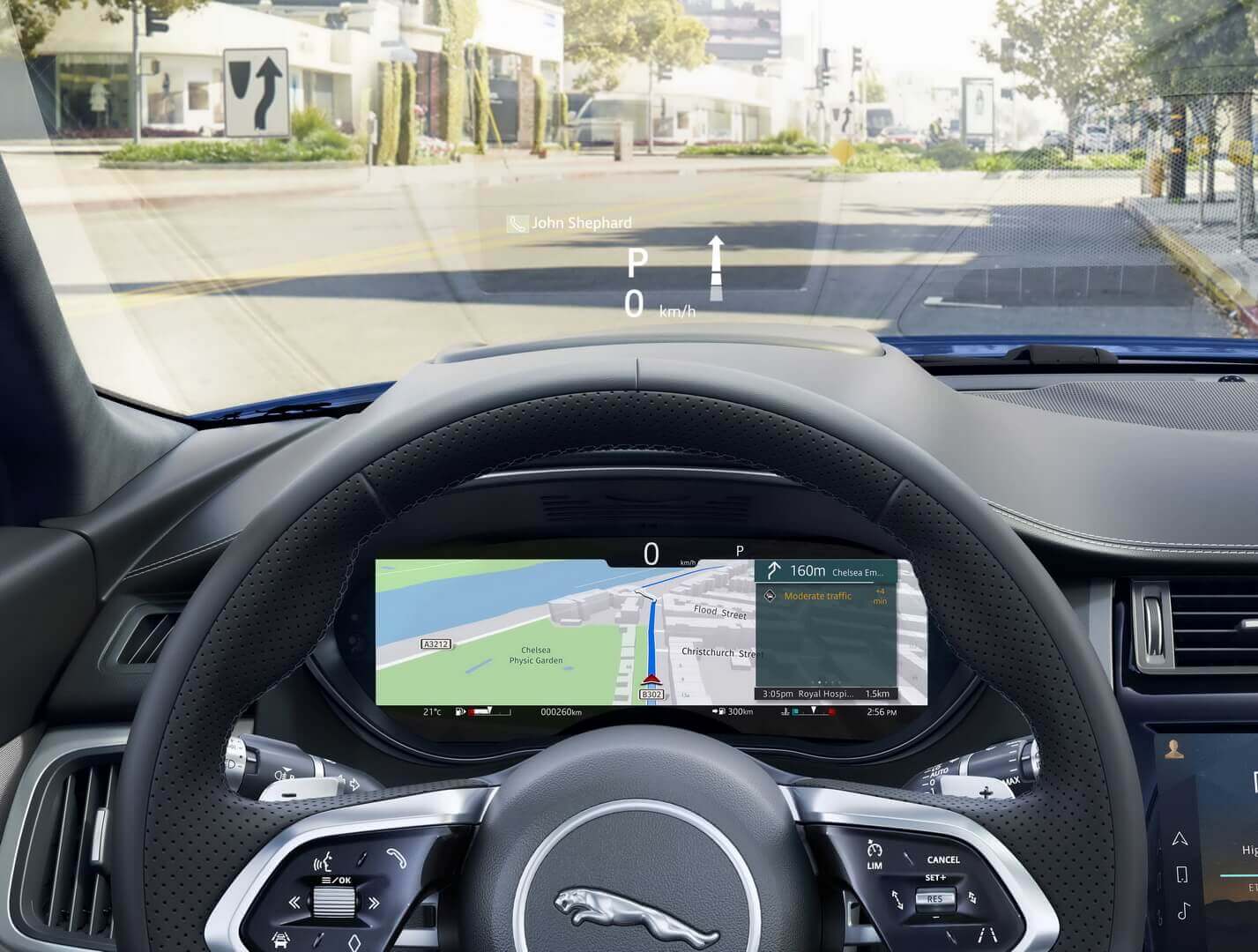 12,3-дюймовый интерактивный HD-дисплей водителя с улучшенной графикой в Jaguar E-PACE