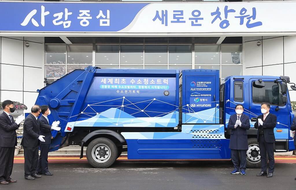 В Южной Корее введен в эксплуатацию первый водородный мусоровоз