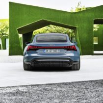 Фотография экоавто Audi e-tron GT - фото 3