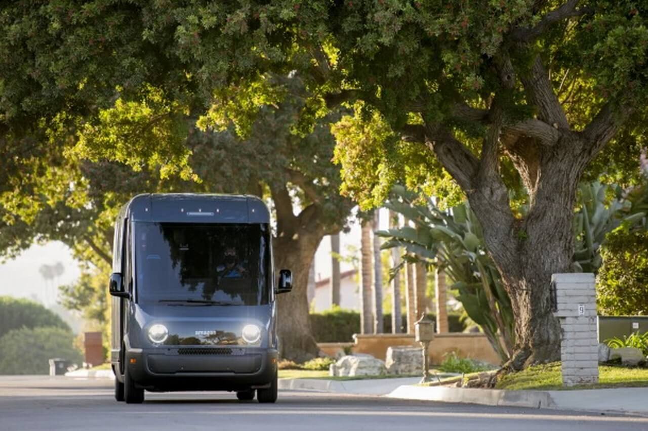 Amazon начала тестирование новых фургонов в некоторых районах Лос-Анджелеса