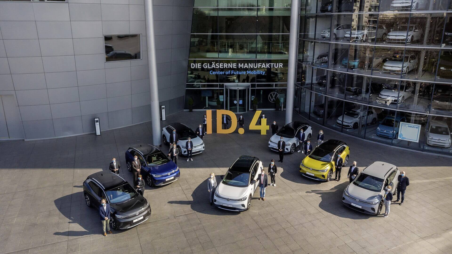 Volkswagen начал поставки электрокроссовера ID.4 в Германии