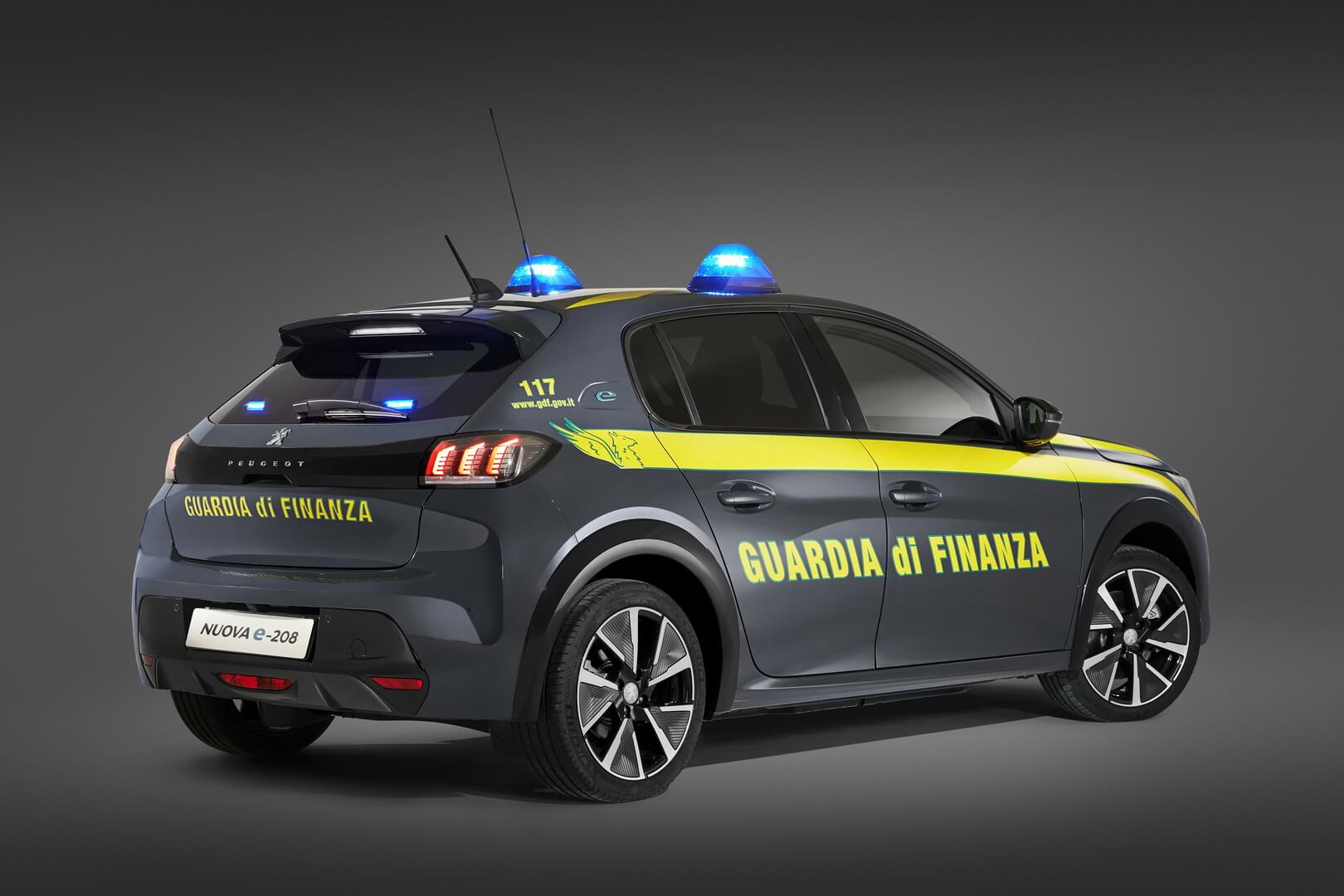 Peugeot e-208 для финансового подразделения итальянской полиции