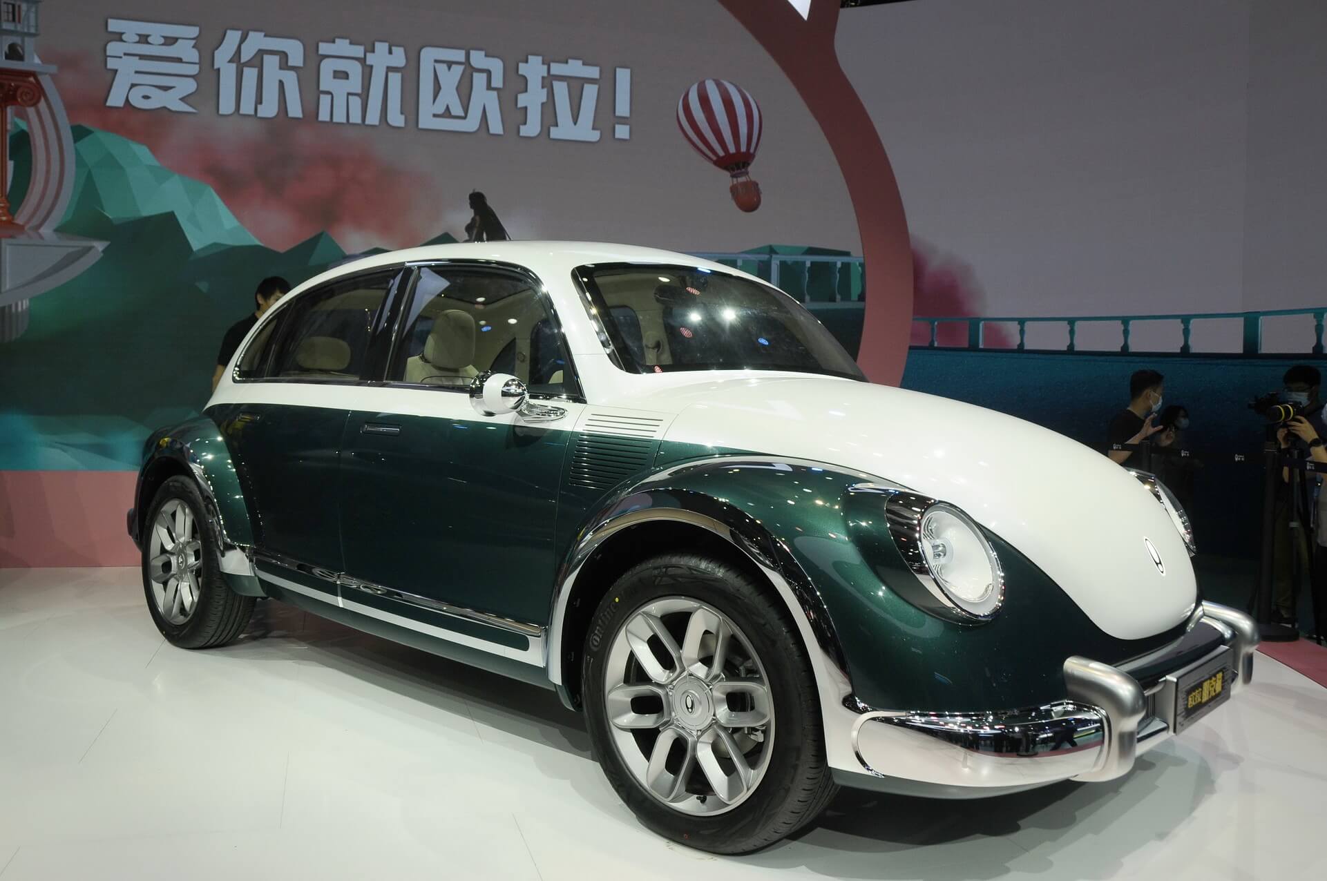 ORA Great Wall представила в Шанхае электрическую реинкарнацию VW Beetle