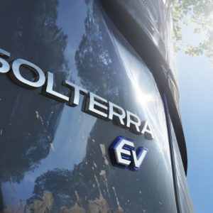 Subaru представила свой первый электромобиль для массового рынка — внедорожник Solterra
