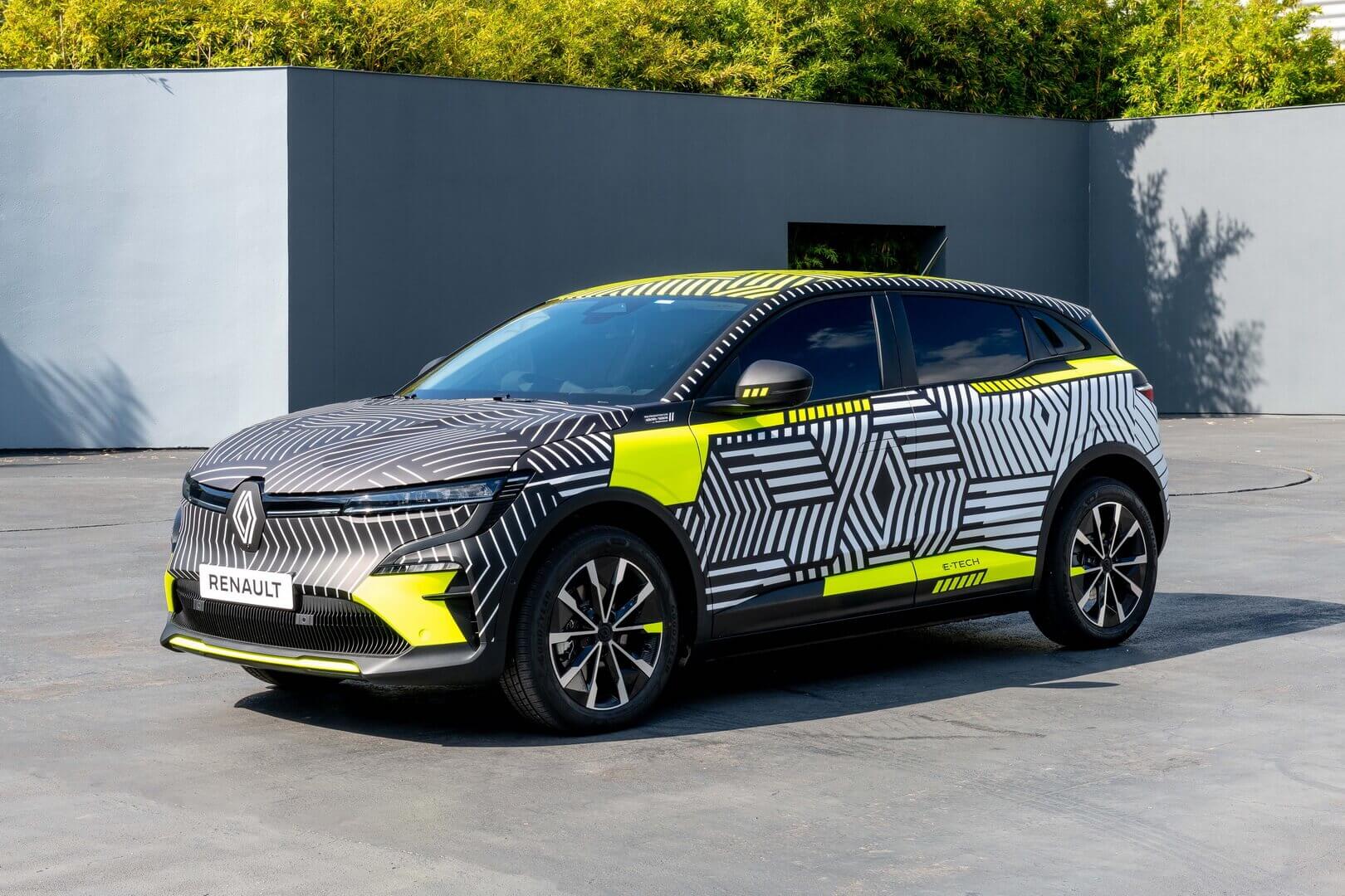 Renault представила предсерийный электромобиль MeganE