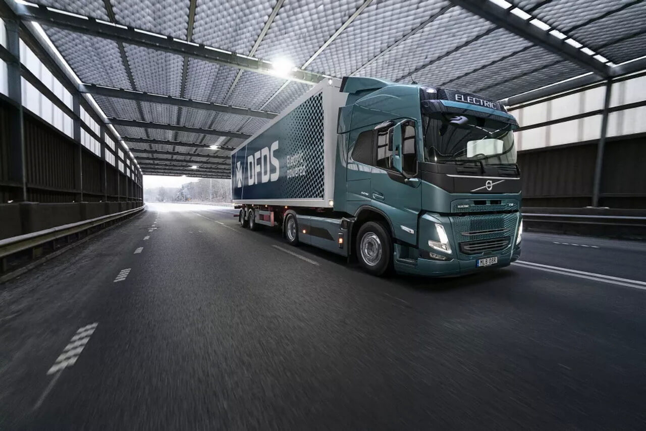 Volvo Trucks получила рекордный заказ на электрические грузовики FM Electric от DFDS