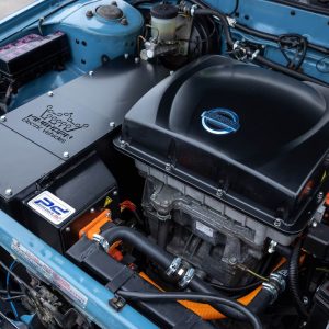 Nissan Bluebird 1980-х обновили силовым агрегатом от LEAF