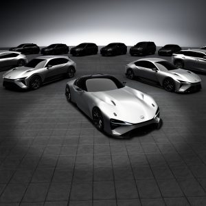 Сюрприз от Toyota и Lexus: японский концерн представил 15 электромобилей