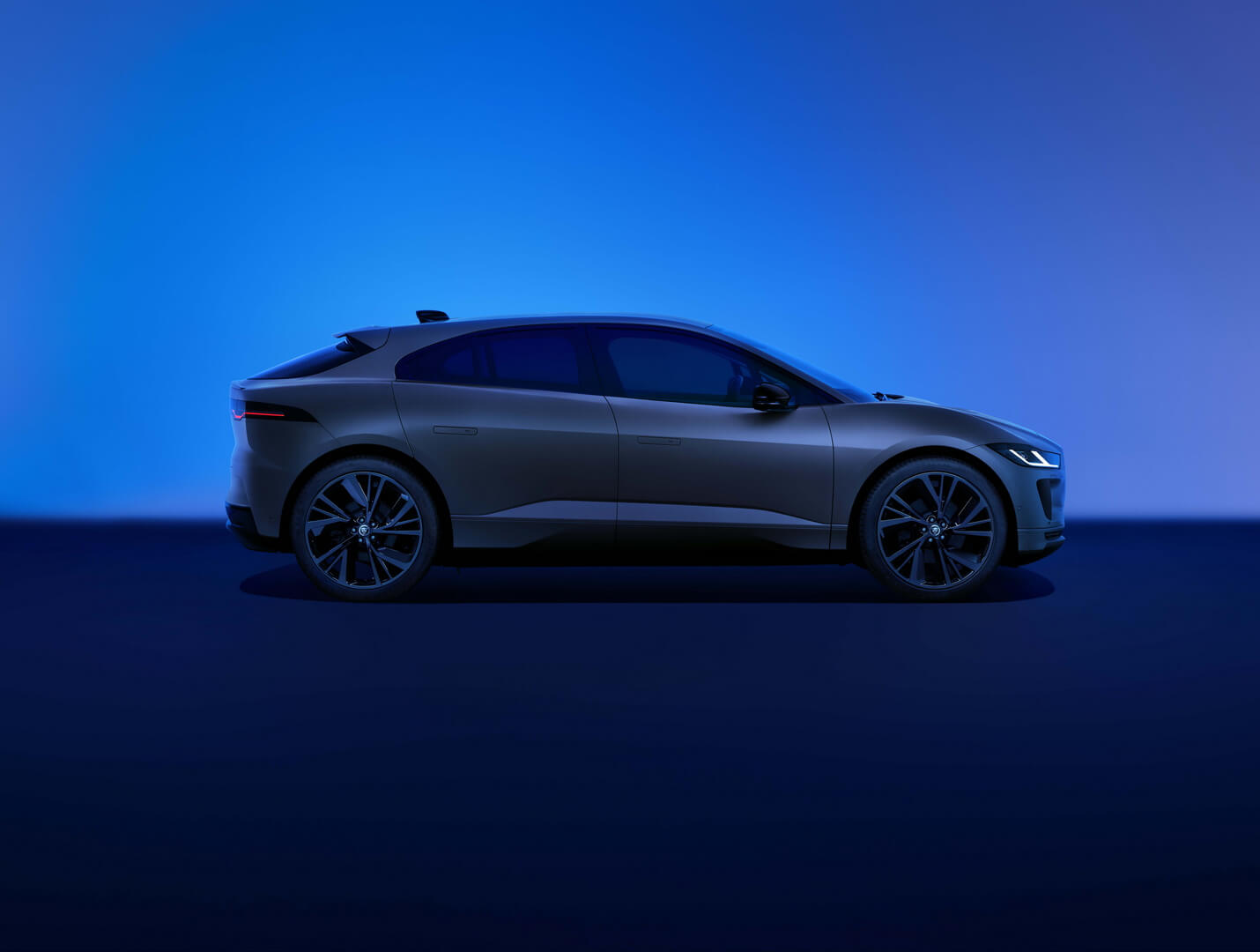 Новий Jaguar І-PACE 2024: виразний дизайн, оновлені специфікації та версії R-Dynamic
